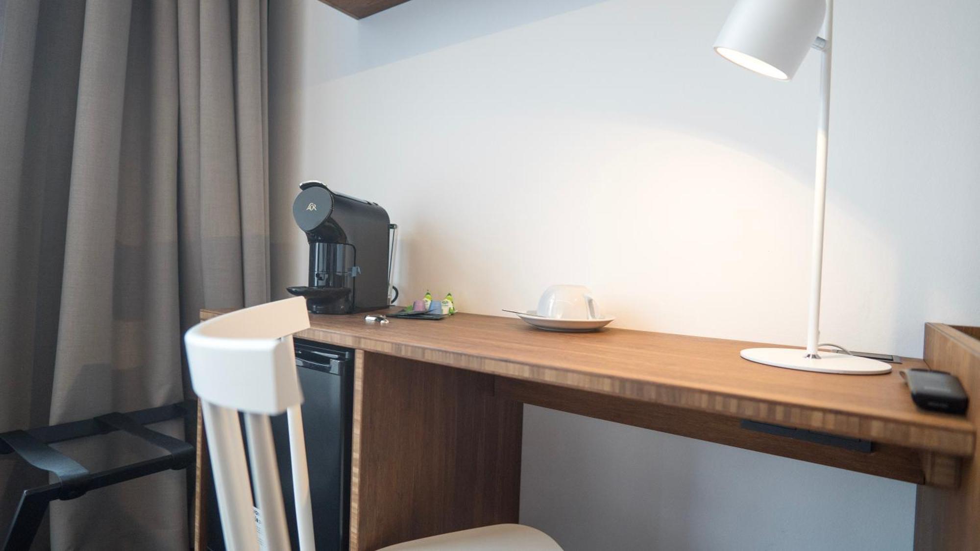Tin Inn - Heinsberg - Das Hotel Aus Hochwertig Ausgebauten Ueberseecontainern Εξωτερικό φωτογραφία